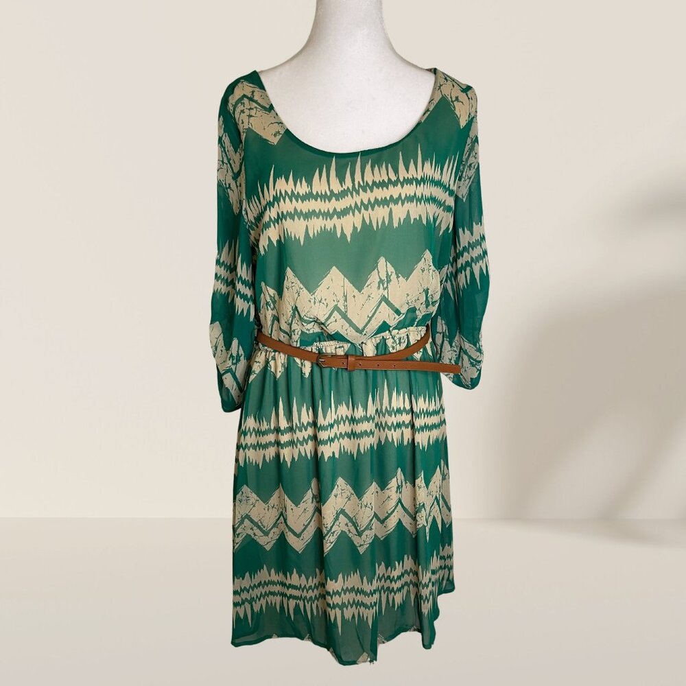 Peach Love California Green Chevron Print Dress w/ Belt – Size XL